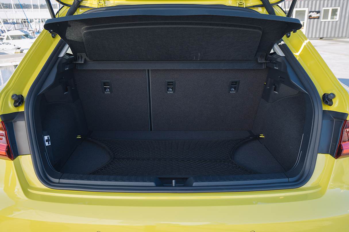The boot is even better again. It has 335-litres (VDA) of space.